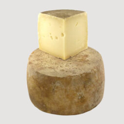 Fromage de brebis fermier AOC Ossau-Iraty
