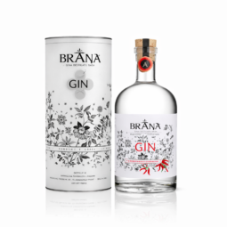 Espelette chili pepper flavoured gin